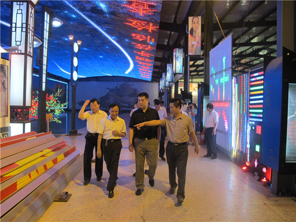 霍高原市長來洪海視察工作 霍高原市長來洪海視察工作