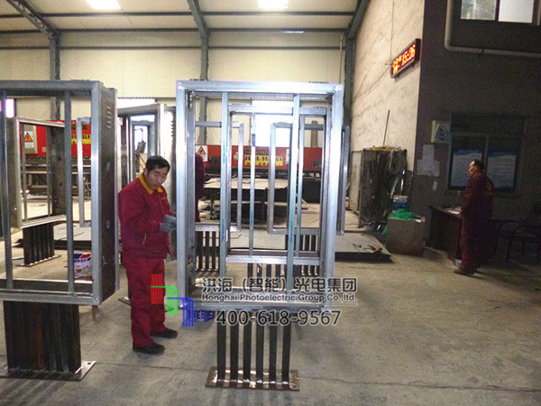 厄瓜多爾雙面滾動(dòng)燈箱 厄瓜多爾雙面滾動(dòng)燈箱